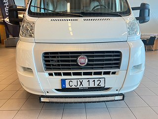 Husbil-halvintegrerad Rimor Europeo 91 Plus 2 av 29
