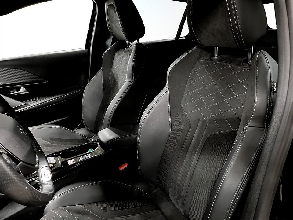 Bild på Peugeot E-208 GT 50kWh 136hk Aut - B-KAMERA, CARPLAY