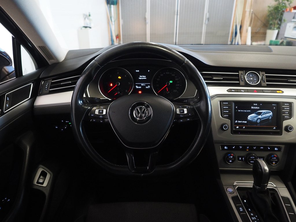 Volkswagen Passat Sportscombi 2.0 TDI Drag D-Värm Kamera 2015