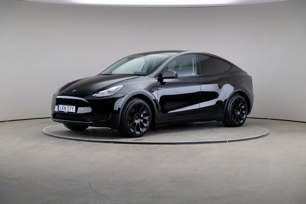 Tesla Model Y Standard Range RWD 299hk Drag Läder Pano
