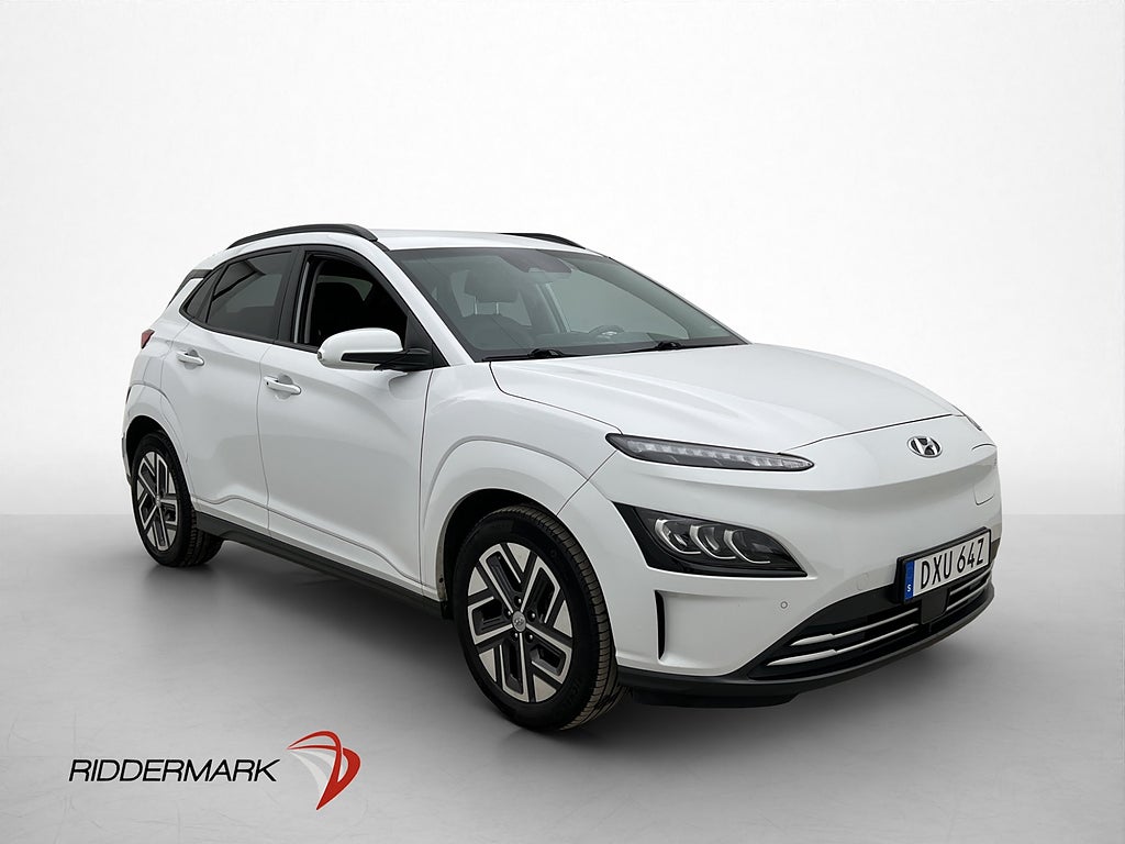Hyundai Kona 64 kWh 204hk Essential Kamera CarPlay Krell