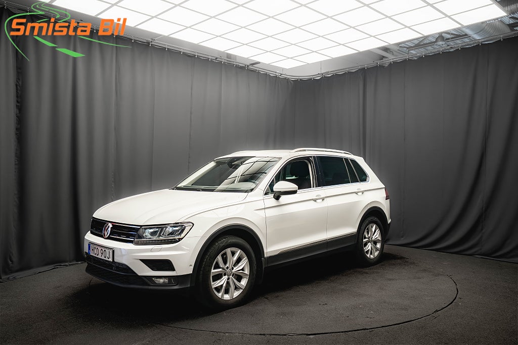Volkswagen Tiguan 2.0 TSI 4Motion B-VÄRMARE DRAG KAMERA CARPLAY 190hk