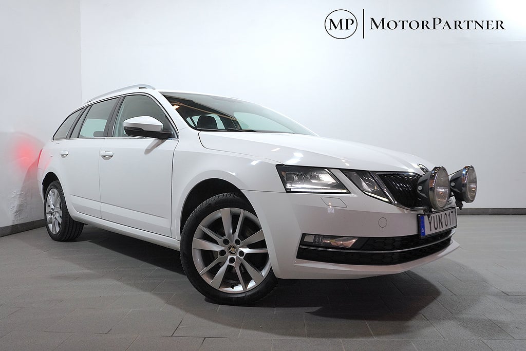 Skoda Octavia Kombi 2.0 TDI 4x4 Style Värmare Drag 150hk 3,95%