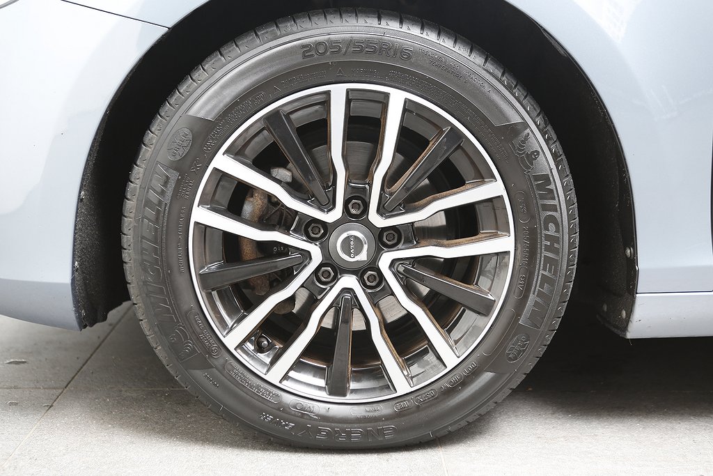 Volvo V40 D2 120hk Business Advanced Klimatpaket 2018