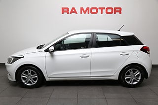 Halvkombi Hyundai i20 3 av 24