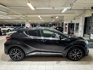 Toyota C-HR Hybrid CVT Executive/Drag/Mvärm/Navi/BKamera/JBL