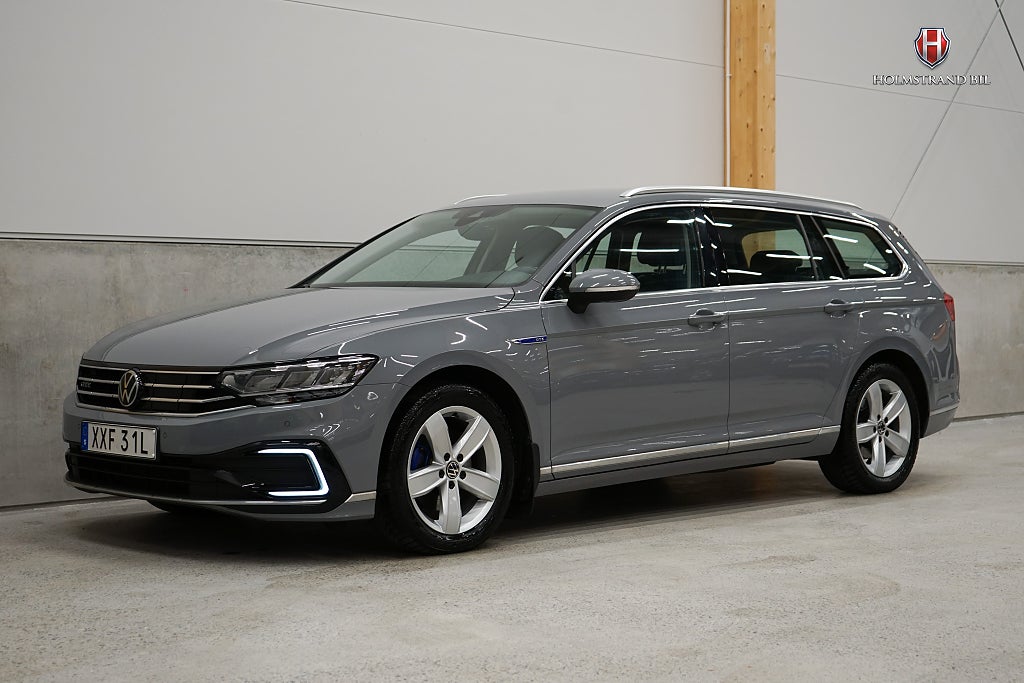 Volkswagen Passat GTE 1.4 TSI 218hk Bränslevärmare Drag Skinn Nyservad