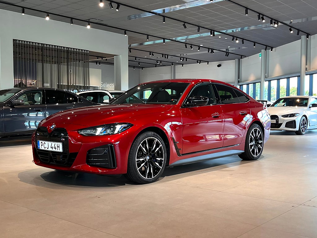 BMW i4 M60 xDrive Elstolar Adaptiv farthållare 360 HiFi Drag