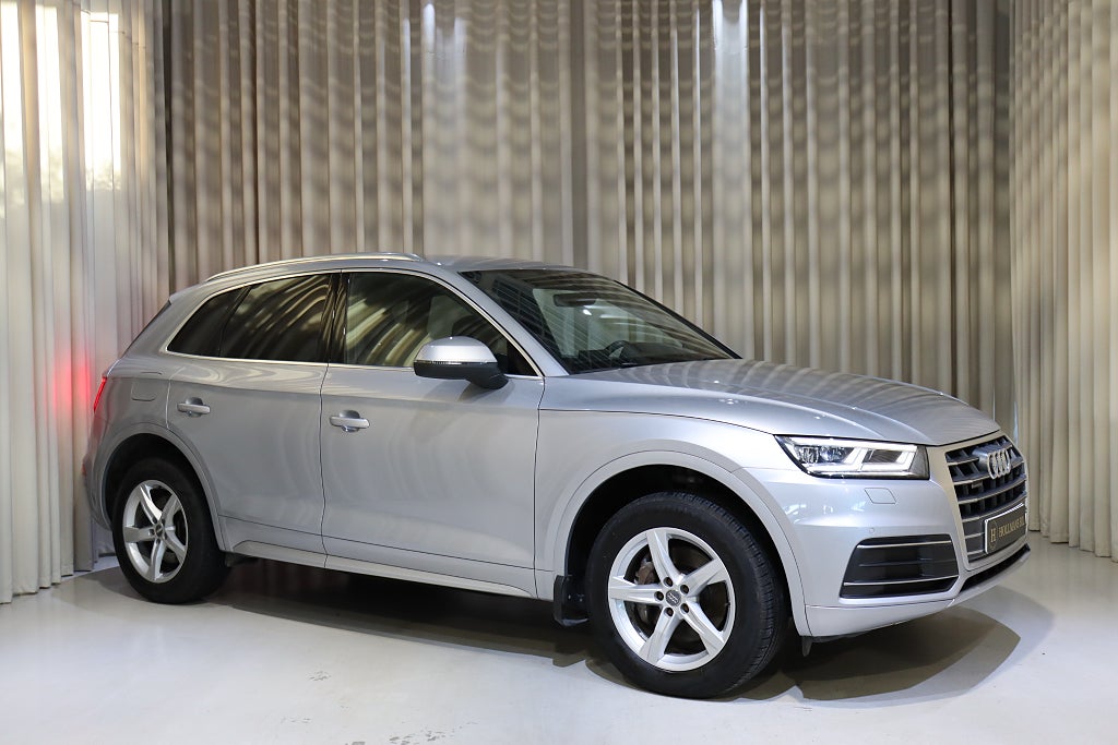 Audi Q5 2.0 TDI Quattro S Tronic 190HK Drag Värmare V-Hjul
