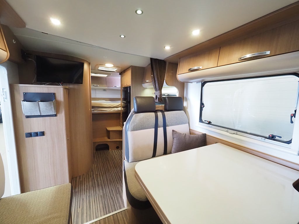 Sun Living Lido M 46 SP | Markis | Taksäng | Tvärbädd 131hk