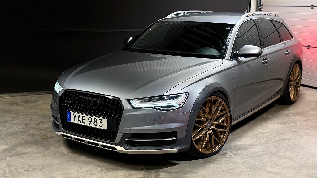 Audi A6 allroad quattro 3.0 TDI V6 Sport Edition / Matrix / 22"