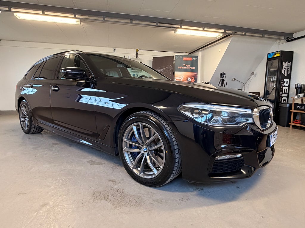 BMW 540 xDrive Touring Steptronic M Sport  Se utrustning! 