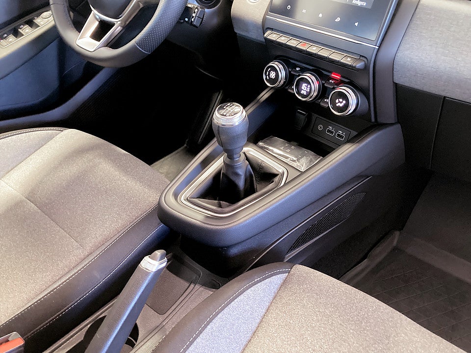 Bild på Mitsubishi Colt Invite 1.0 Turbo 90hk CARPLAY