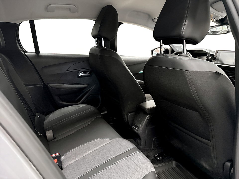 Bild på Peugeot E-208 Allure Pack 50kWh 136hk Aut BACKKAMERA