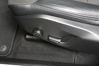 SUV Volvo XC60 20 av 28