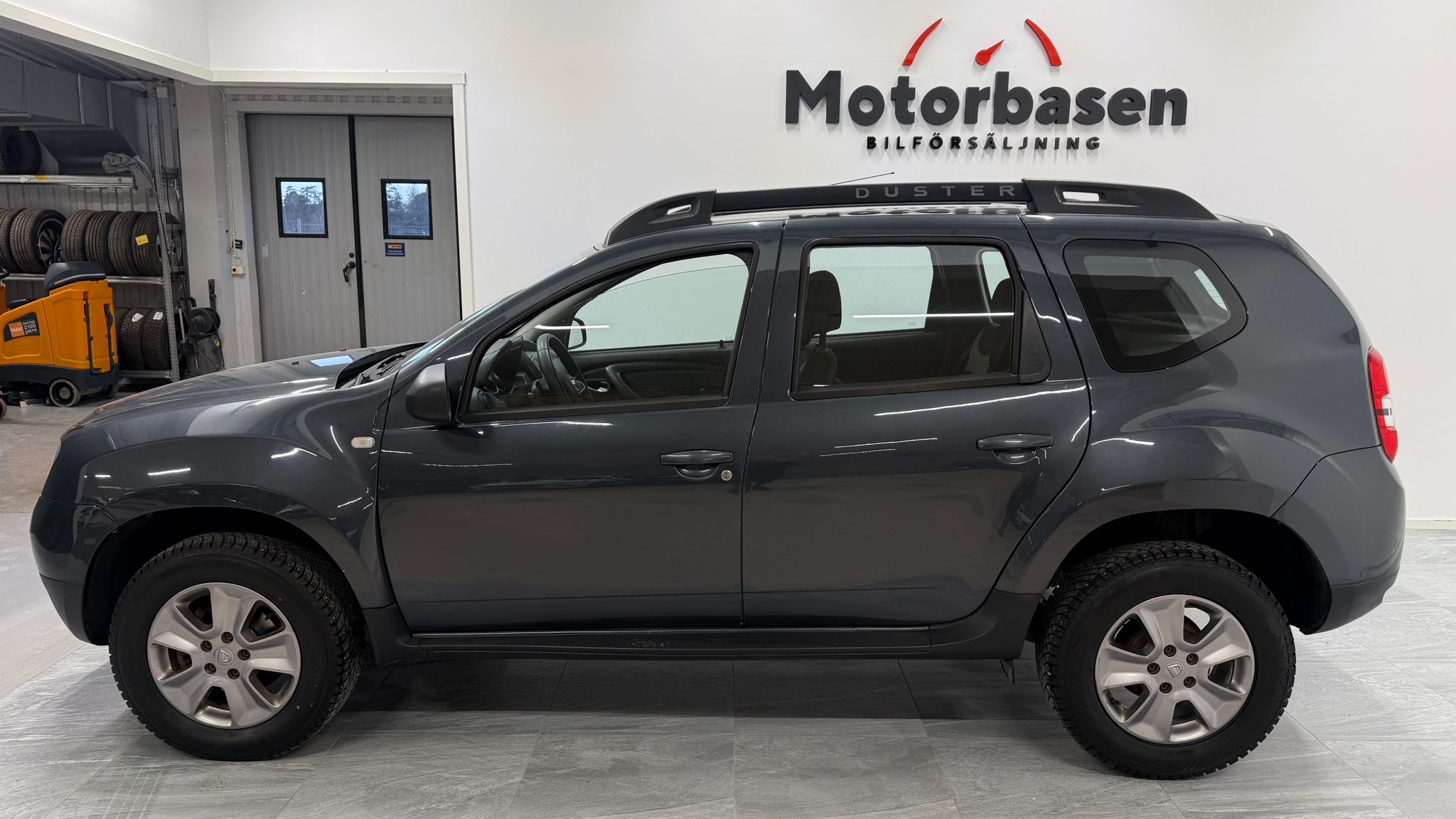 Dacia Duster 1.5 dCi EDC Euro 6 2017, bild 2/10