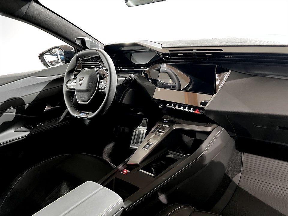 Bild på Peugeot 408 Edition Hybrid Aut - OMGÅENDE LEVERANS!