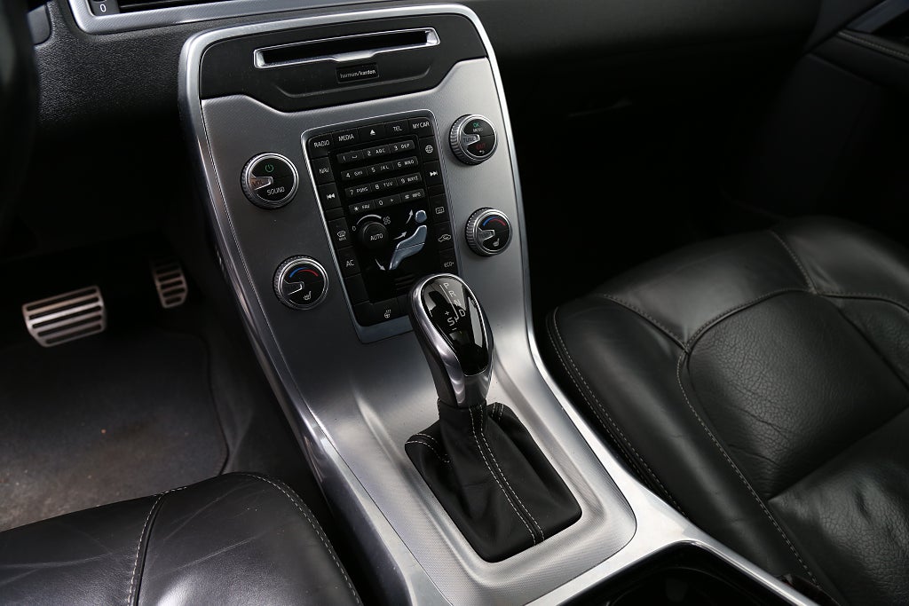 Volvo V70 D3 Classic Dynamic Edition Aut Teknik Pro H/K Drag 2016