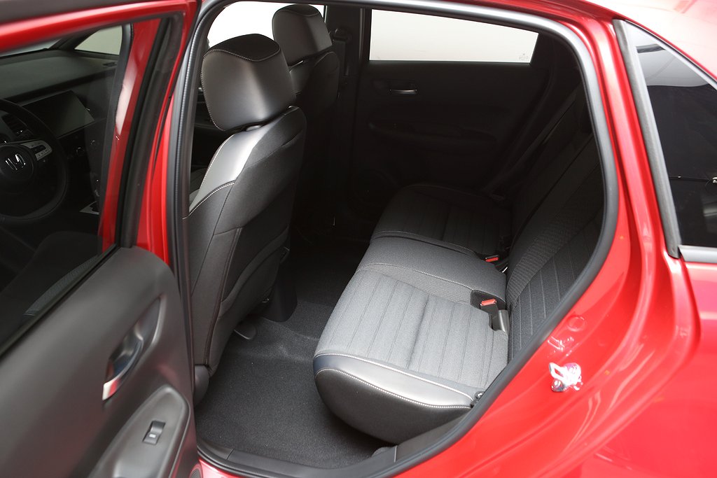 Honda Jazz CROSSTAR Advance i lager| 5år`s Service & Garanti 2025