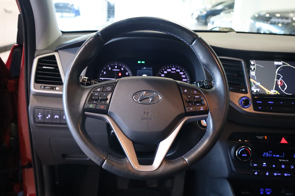 Hyundai Tucson 1.6 T-GDI AWD Premium Navi Kamera Blåtand Fullservad
