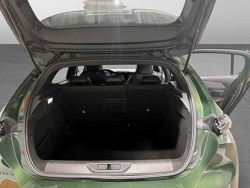 Bild på Peugeot 308 5D GT 1.2 PT 130hk Aut - 1 ÄGARE,B-KAMERA,NAV