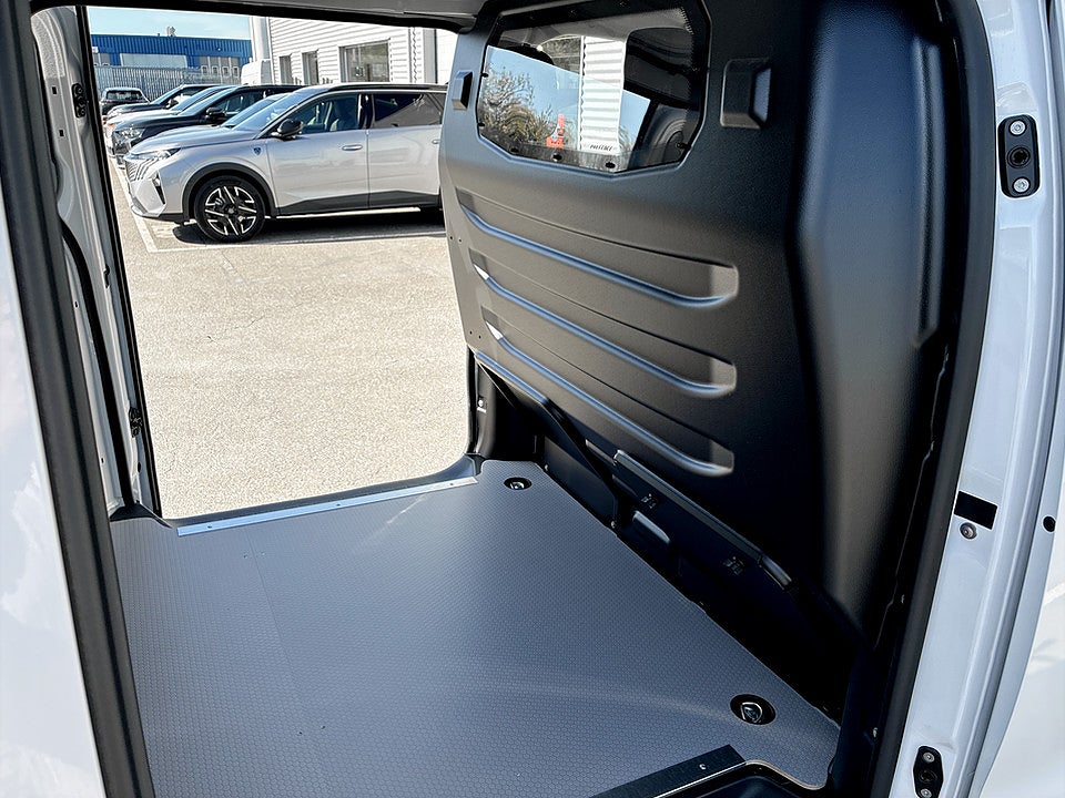 Bild på Citroën Jumpy + 150hk Aut L2 - EDITION! SERVICE & V-HJUL INGÅR!