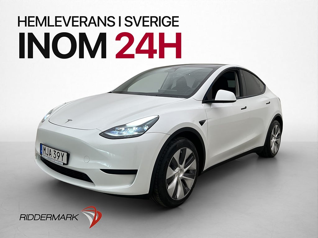 Tesla Model Y Standard Range RWD Drag Pano Läder
