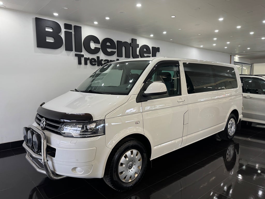 Volkswagen Caravelle 2.0 TDI BMT Comfortline 9-Sits Fullservad KamremBytt