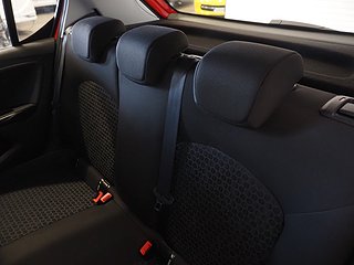 Halvkombi Opel Corsa 16 av 21