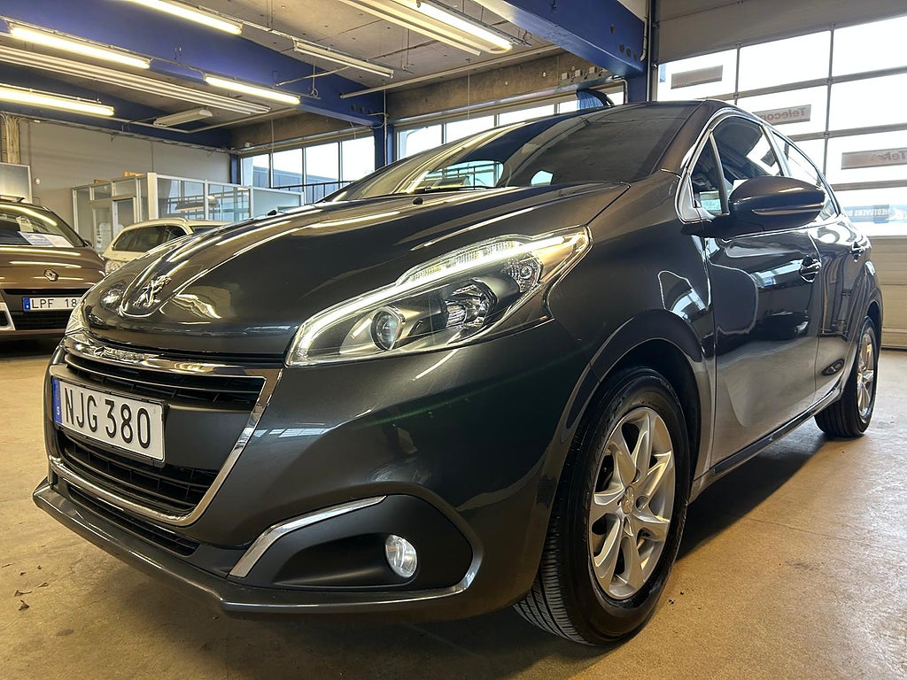 Peugeot 208 5-dörrar 1.2 PureTech /Låg mil /Välservad 