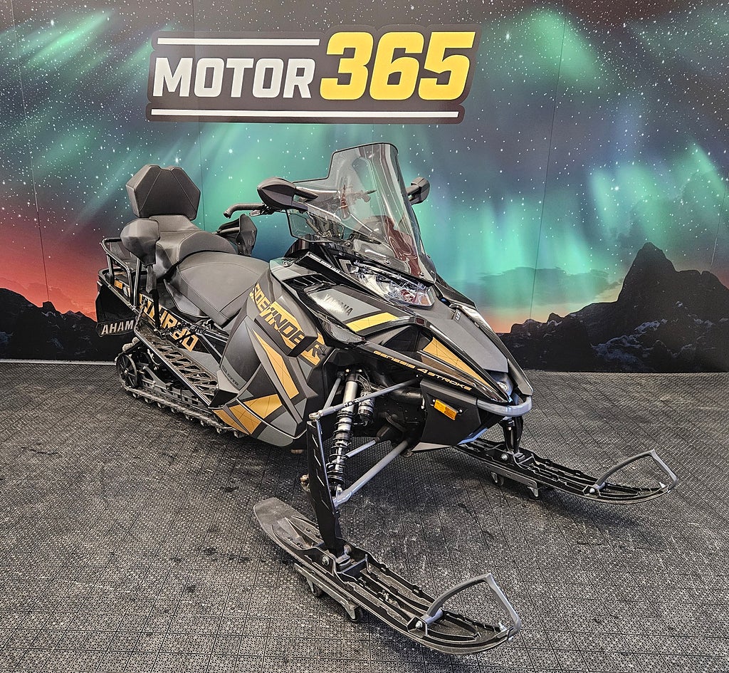 Yamaha SIDEWINDER LTX GT 137" • 124 MIL • DUBBELDYNA • FRAKT/FINANS