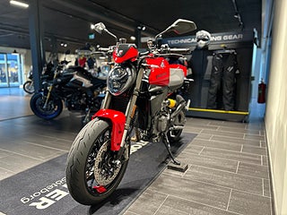 Ducati Monster V2 Plus DQS/ Termignoni slip-on / Endast 214 mil!