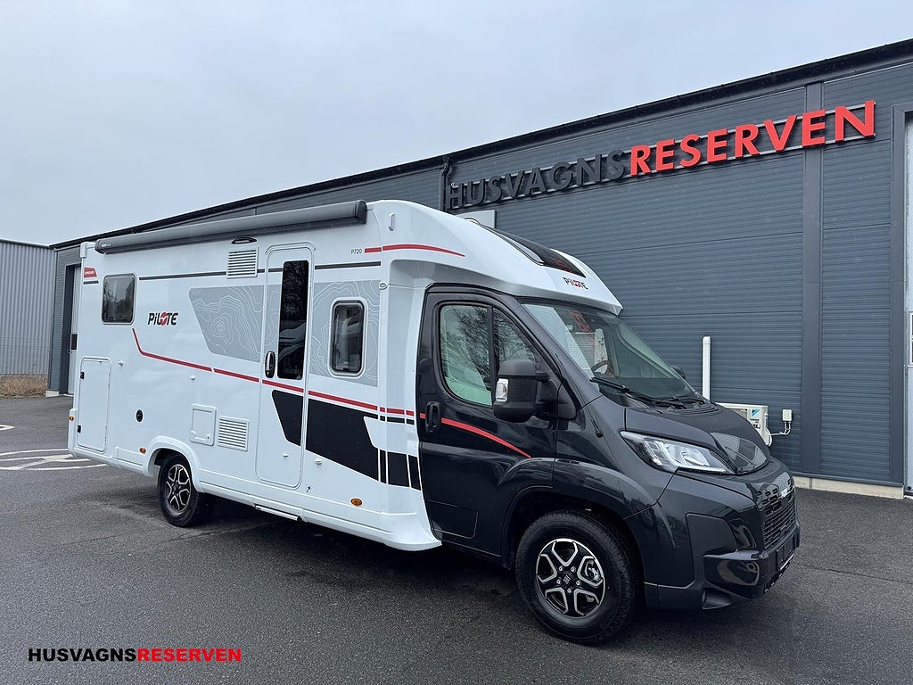 Pilote P 726 FGJ Expression