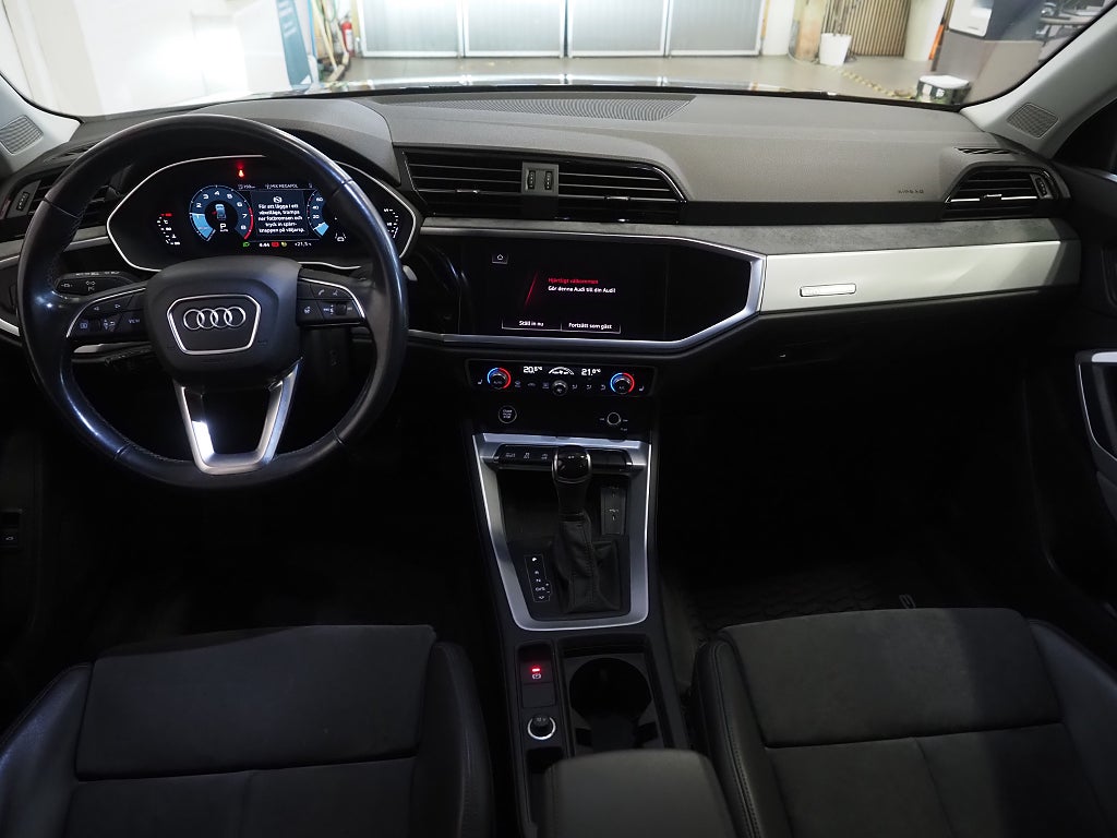 Audi Q3 35 TFSI 150hk MHEV Proline Adv |Drag|Värmare|Kamera| 2022