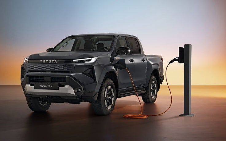 Toyota Hilux Electric 196hk 59,2kwh 4WD