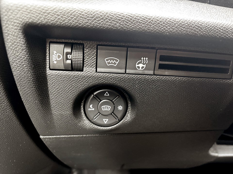 Bild på Citroën C4 Shine 1.2 PT 130hk Aut B-KAMERA RATTVÄRME