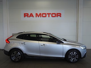 Halvkombi Volvo V40 Cross Country 4 av 22