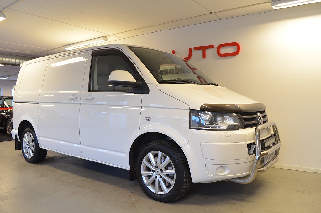Volkswagen Transporter TDI 4Motion 180HK DSG Värmare Drag *Utbytt motor*