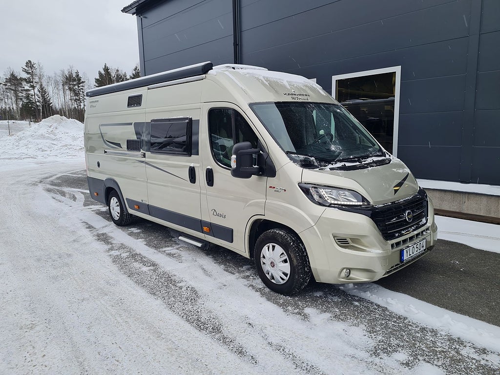 Karmann Davis 620 långbäddar, automat, 150 hk, fin