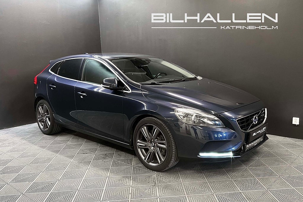 Volvo V40 D3 Geartronic Momentum Drag B-Kam P-Sensor D-Värmare