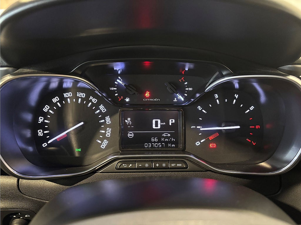 Bild på Citroën C3 Shine 1.2 PT 110hk Aut - CARPLAY,FARTHÅLLARE