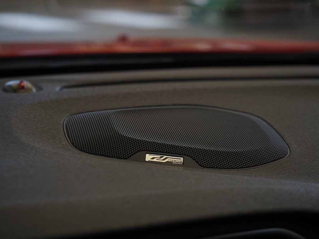 Volvo V40 D2 Summum Pano B-Kam Keyless Skinn Drag Nav D-Värm 2013