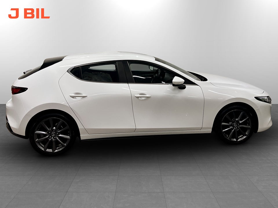 Bild på Mazda 3 Hatchback 2.0 SKYACTIV-G M 150hk - B-KAMERA, CARPLAY