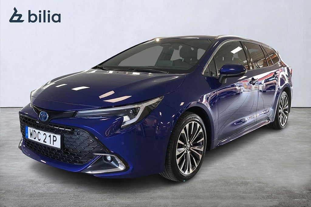 Toyota Corolla 1,8 Hybrid Touring Sports Style Värmare Navi