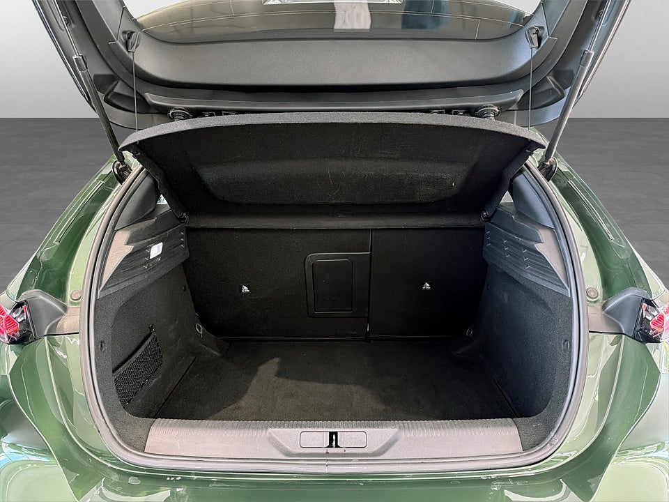 Bild på Peugeot 308 5D GT 1.2 PT 130hk Aut B-KAMERA NAVI