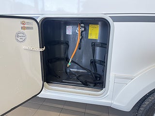 Husbil-integrerad Adria SONIC AXESS 700 SC 9 av 28