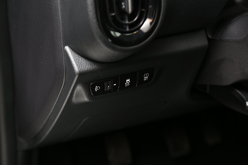 Kia Picanto 1,0 67hk Advance CarPlay Keyless Navi Kamera P-sensor 2023