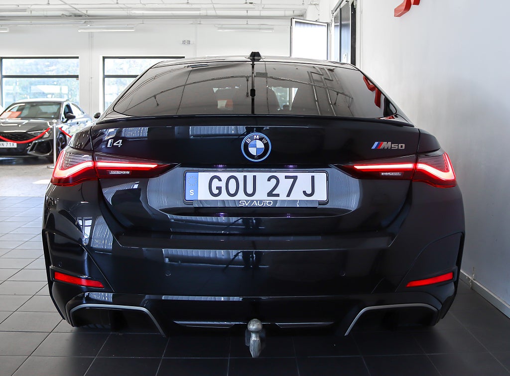 BMW i4 M50 xDrive Gran Coupé MOMS Taklucka H/K 360° HuD Läder