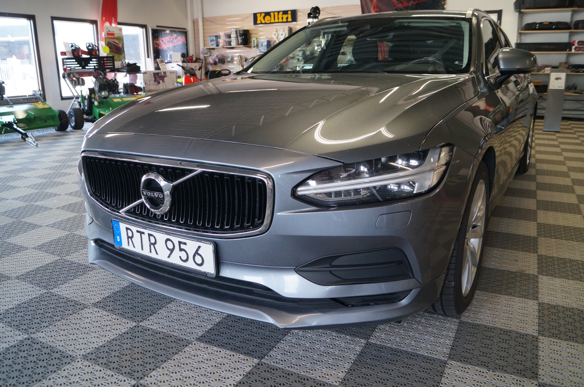 Volvo V90 2019, photo 4/40