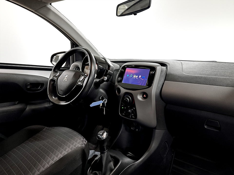 Bild på Peugeot 108 5D Active 1.0 PT 72hk BACKKAMERA CARPLAY